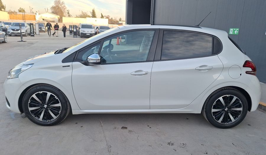Peugeot 208 1.5 BLUEHDI 100 HP ACTIVE PACK Hatchback 2021