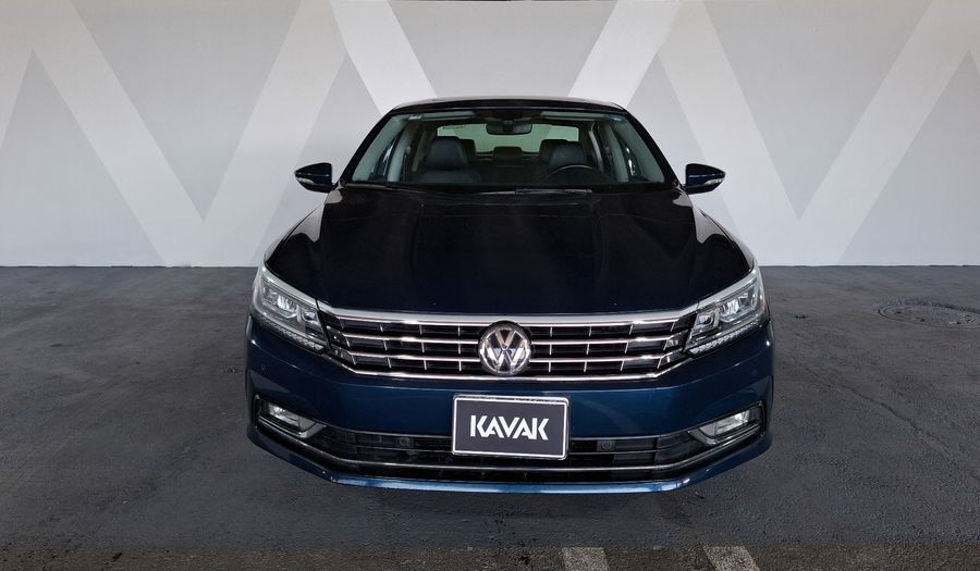 Volkswagen Passat 3.6 V6 AUTO Sedan 2018
