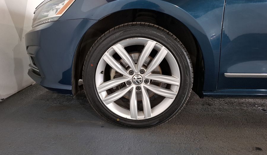 Volkswagen Passat 3.6 V6 AUTO Sedan 2018