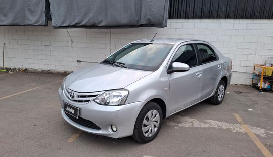 Toyota • Etios