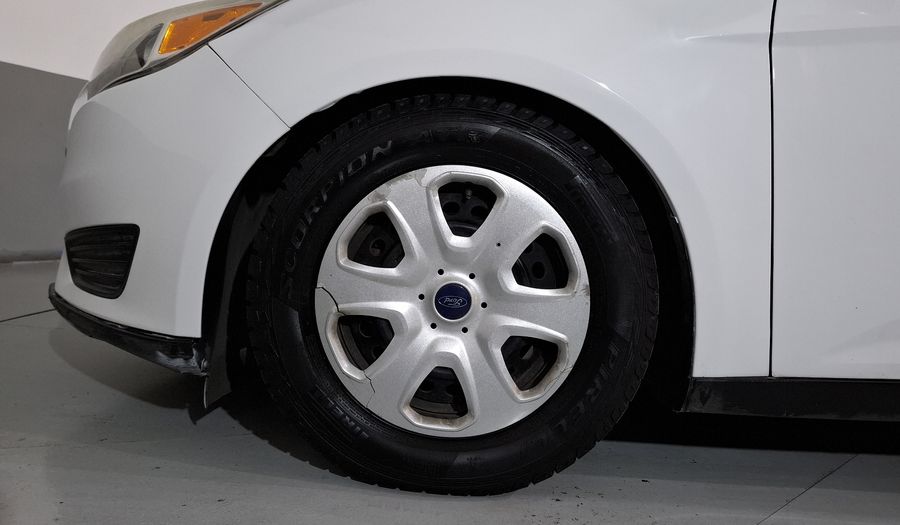 Ford Focus 2.0 S AT Sedan 2016
