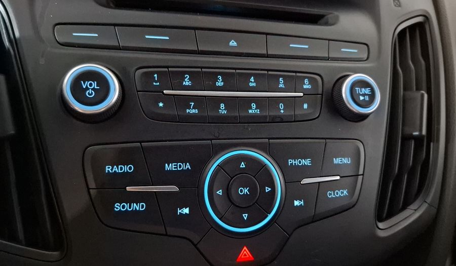 Ford Focus 2.0 S AT Sedan 2016