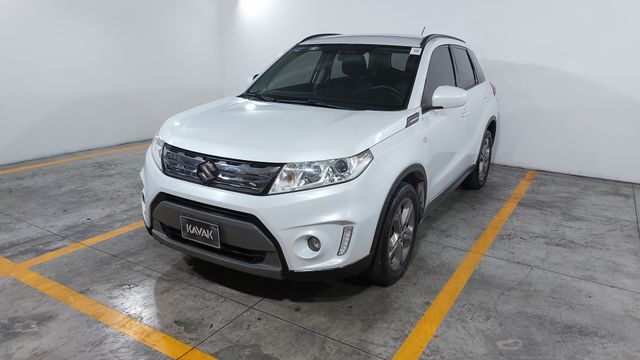 Suzuki • Vitara