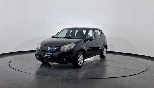 Renault • Sandero