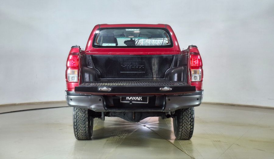Toyota Hilux 2.4D DX Pickup 2017