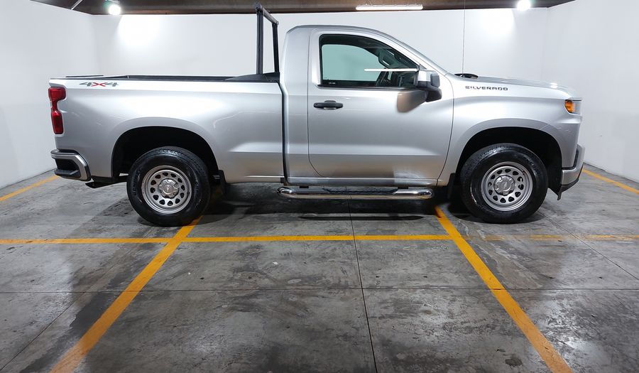 Chevrolet Silverado 1500 4.3 SILVERADO WT CAB REG B AUTO 4WD Pickup 2020