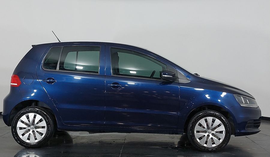 Volkswagen Fox MPI TRENDLINE Hatchback 2016
