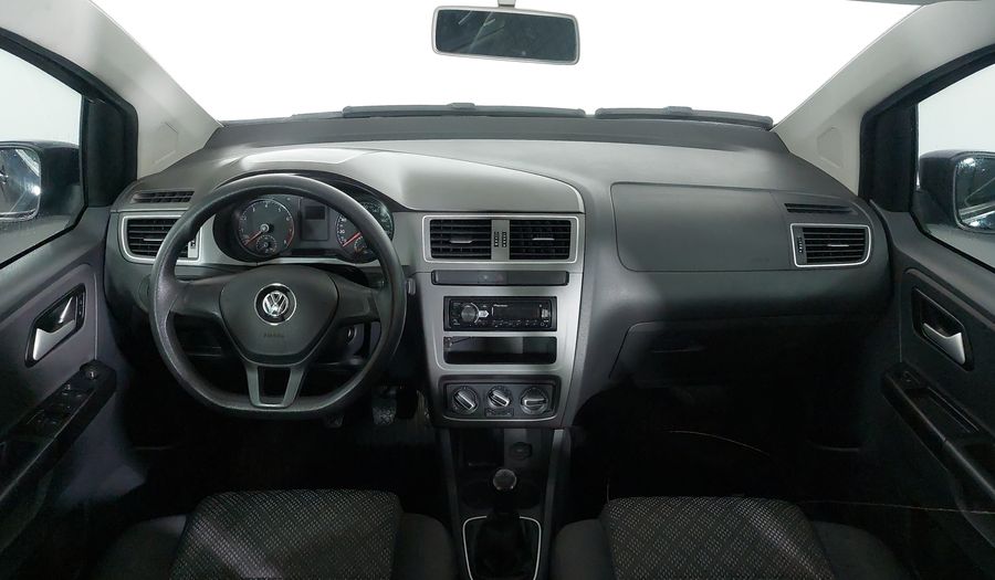 Volkswagen Fox MPI TRENDLINE Hatchback 2016