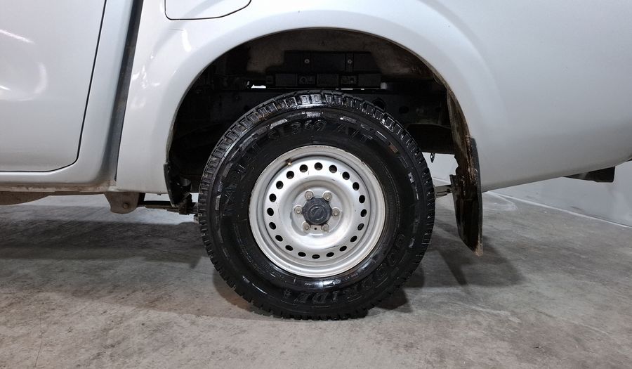 Nissan Np300 2.5 DOBLE CABINA S TM AC PAQ. SEG. Pickup 2019