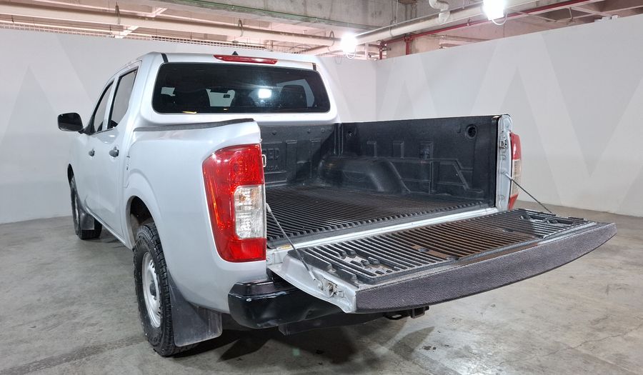 Nissan Np300 2.5 DOBLE CABINA S TM AC PAQ. SEG. Pickup 2019