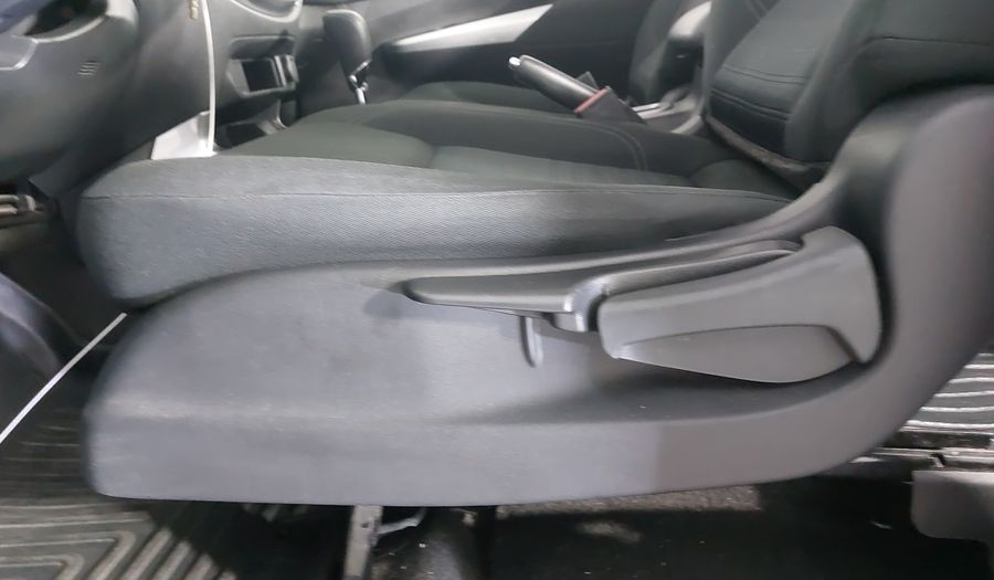 Nissan Frontier 2.5 LE AUTO Pickup 2023