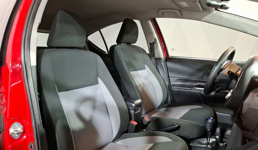 Toyota Prius C 1.5 HYBRID AUTO Hatchback 2018