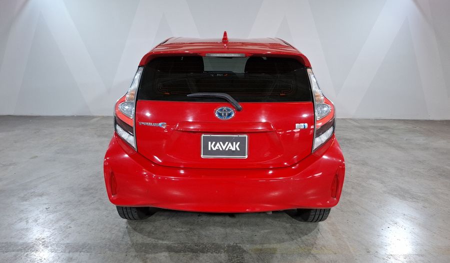 Toyota Prius C 1.5 HYBRID AUTO Hatchback 2018