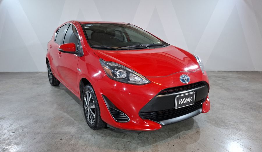 Toyota Prius C 1.5 HYBRID AUTO Hatchback 2018