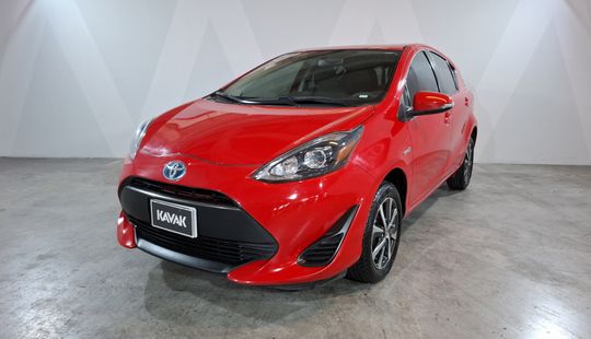 Toyota • Prius C