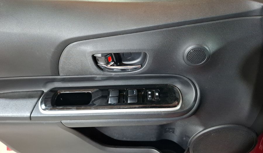 Toyota Prius C 1.5 HYBRID AUTO Hatchback 2018