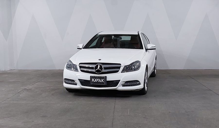 Mercedes Benz Clase C 1.6 180 CGI AT Coupe 2013