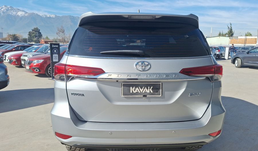 Toyota Fortuner 2.7 AUTO SRV Suv 2019
