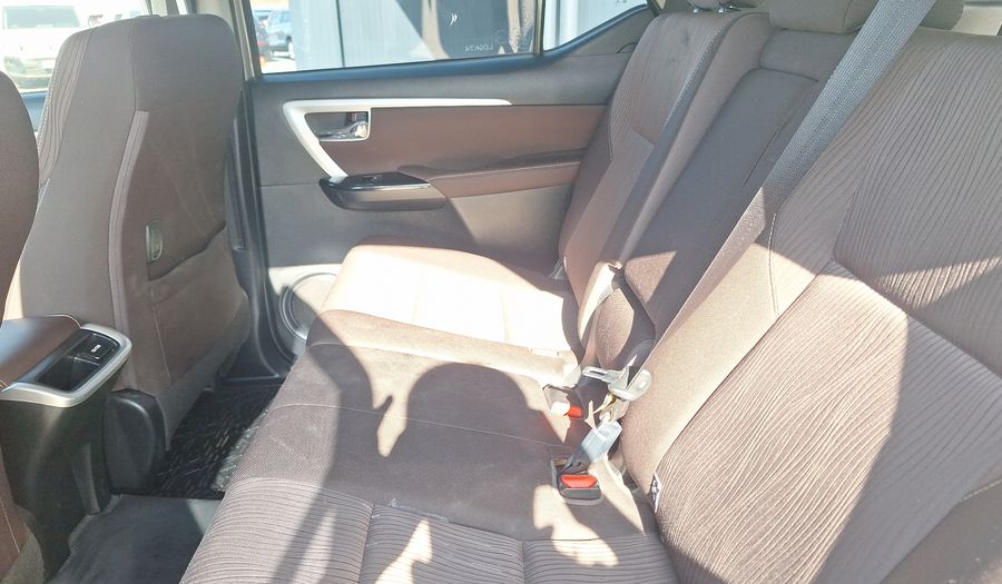 Toyota Fortuner 2.7 AUTO SRV Suv 2019