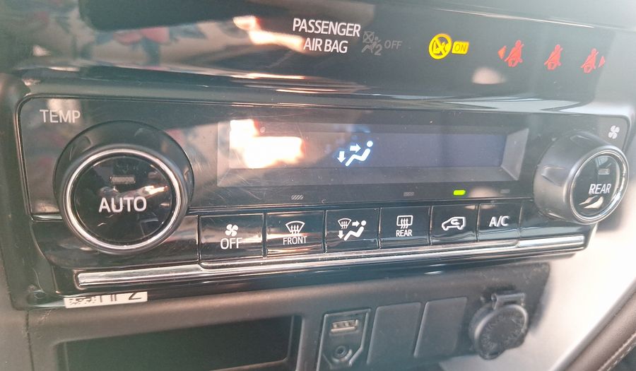 Toyota Fortuner 2.7 AUTO SRV Suv 2019