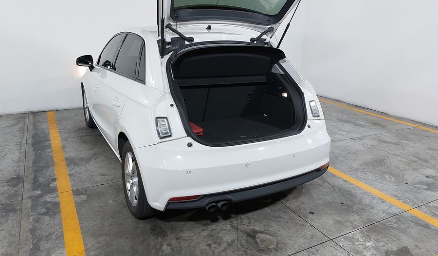 Audi A1 1.4 TFSI COOL S TRONIC Hatchback 2016