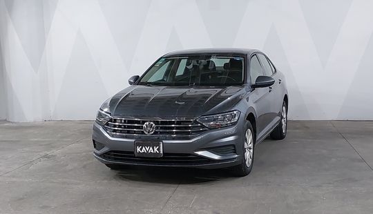 Volkswagen • Jetta
