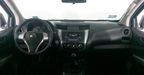 Nissan Np300 2.5 DOBLE CABINA SE AC PAQ SEG Pickup 2020