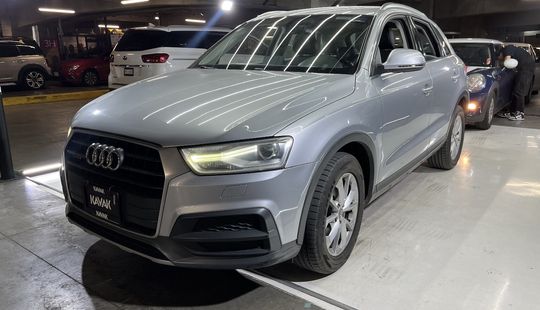 Audi • Q3