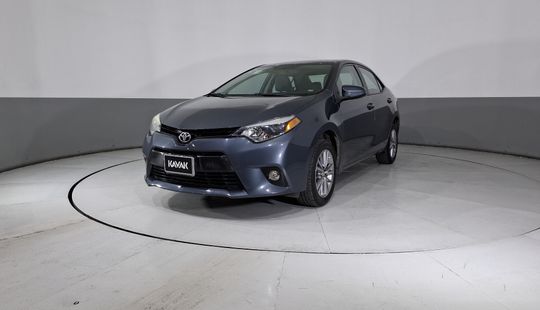 Toyota • Corolla