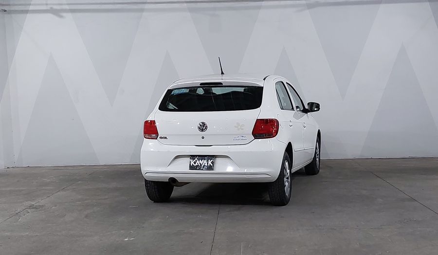 Volkswagen Gol 1.6 CL AC & CD MT Hatchback 2014