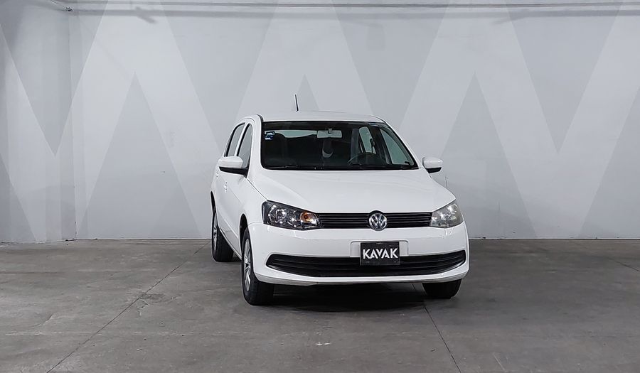 Volkswagen Gol 1.6 CL AC & CD MT Hatchback 2014