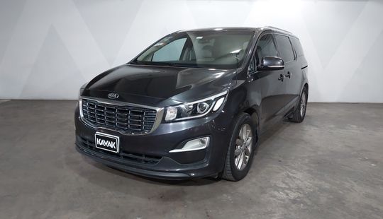 Kia • Sedona