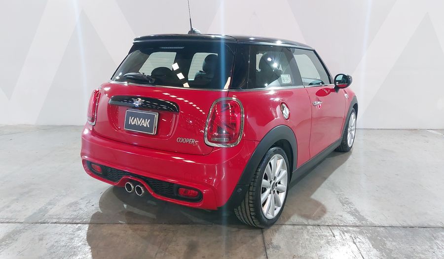 Mini Cooper S 2.0 COOPER HOT CHILI DCT Hatchback 2021