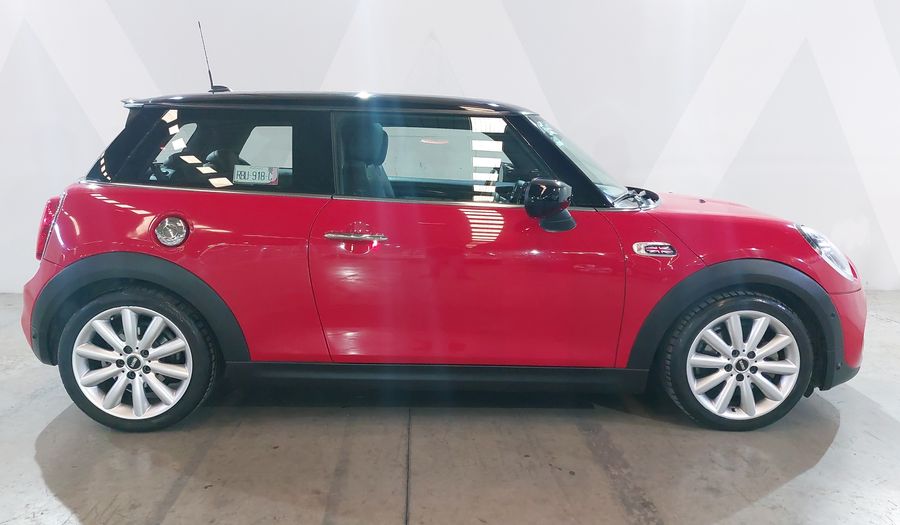 Mini Cooper S 2.0 COOPER HOT CHILI DCT Hatchback 2021