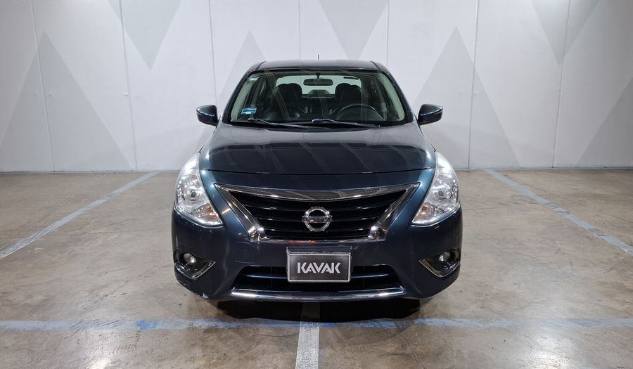 Nissan Versa 1.6 EXCLUSIVE AUTO Sedan 2017