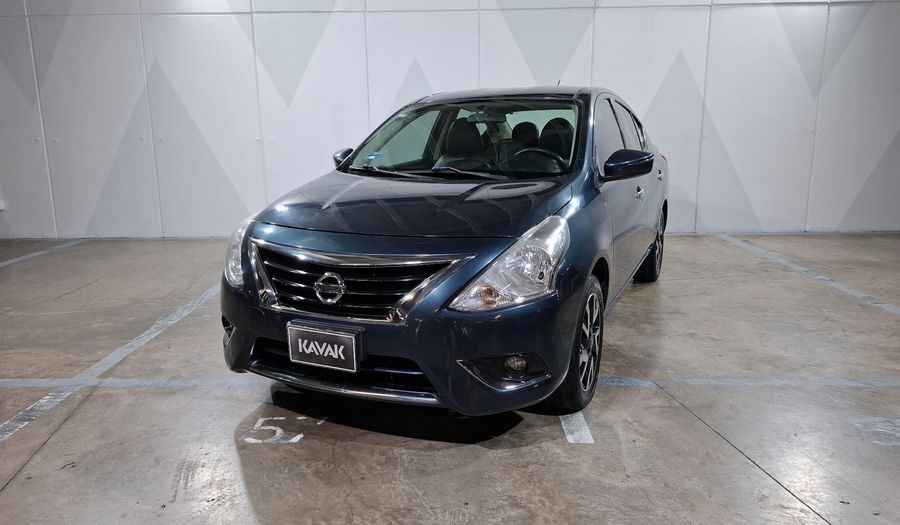 Nissan Versa 1.6 EXCLUSIVE AUTO Sedan 2017