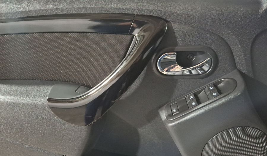 Renault Duster 2.0 DYNAMIQUE MEDIA NAV MT Suv 2017