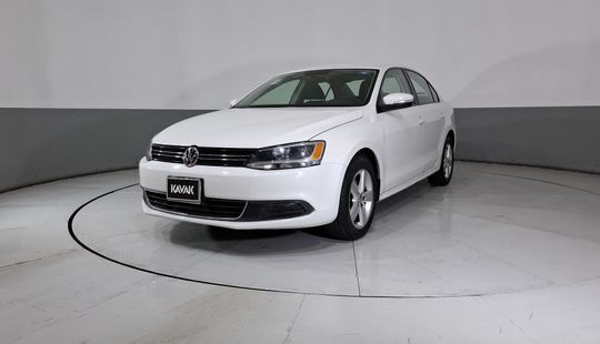 Volkswagen • Jetta