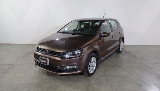 Volkswagen • Polo