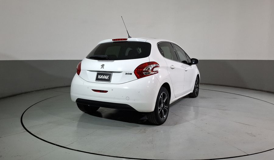 Peugeot 208 1.6 FELINE AT Hatchback 2016
