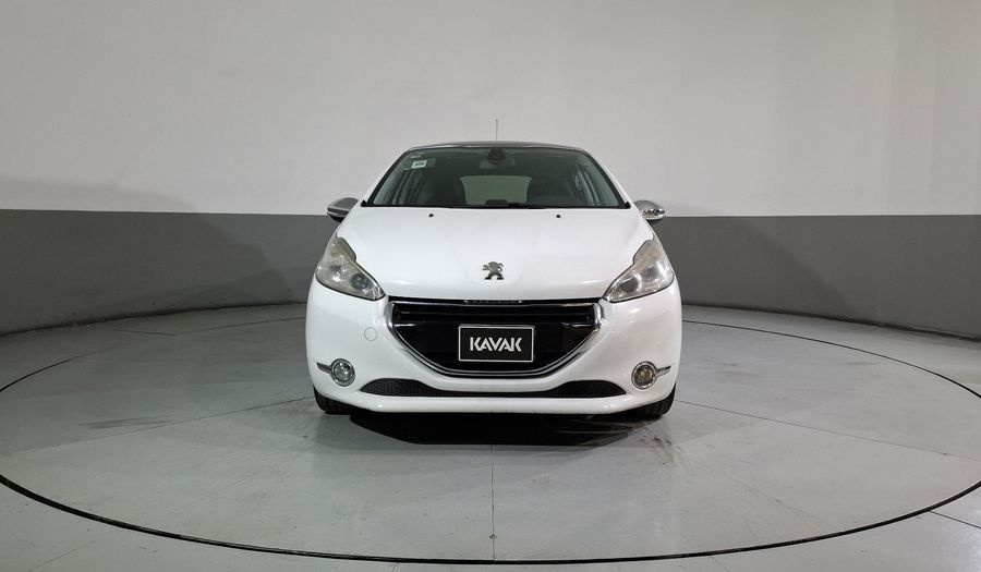 Peugeot 208 1.6 FELINE AT Hatchback 2016
