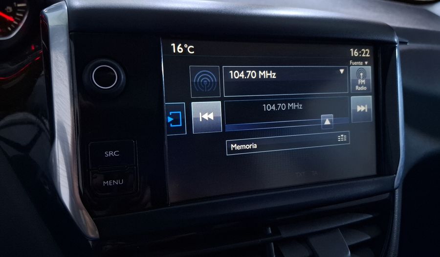 Peugeot 208 1.6 FELINE AT Hatchback 2016