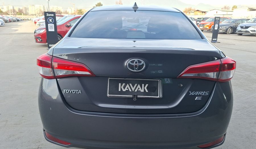 Toyota Yaris 1.5 GLI Sedan 2022