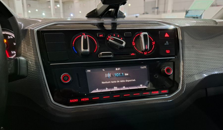 Volkswagen Up 1.0 CROSS UP Hatchback 2017