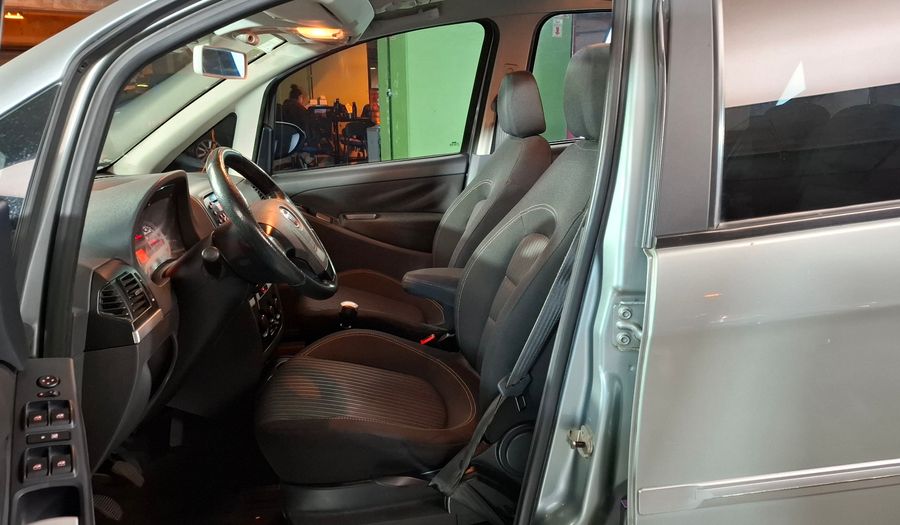 Fiat Idea 1.6 16V ESSENCE Minivan 2013
