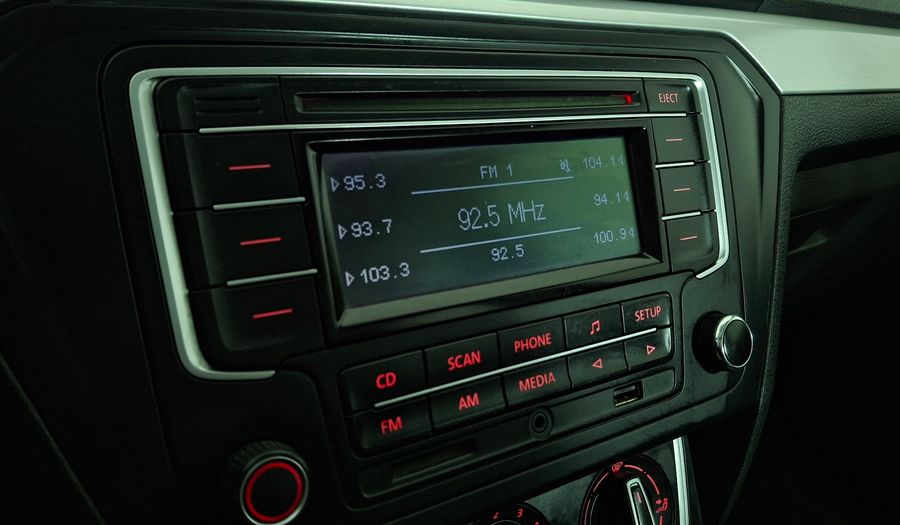 Volkswagen Gol 1.6 TRENDLINE Hatchback 2017
