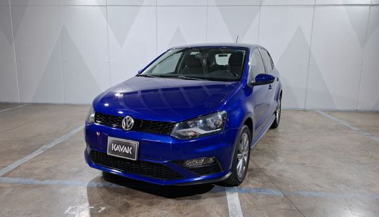 Volkswagen • Polo