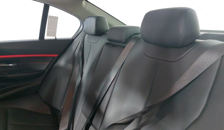 Bmw Serie 3 1.5 318IA SPORT LINE AUTO Sedan 2018