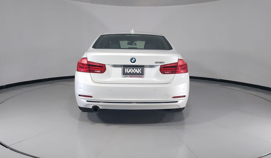 Bmw Serie 3 1.5 318IA SPORT LINE AUTO Sedan 2018