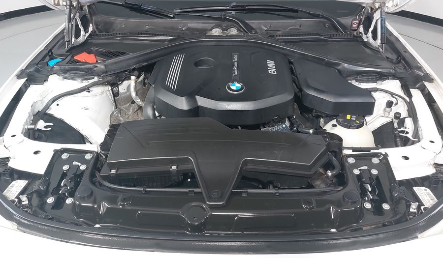 Bmw Serie 3 1.5 318IA SPORT LINE AUTO Sedan 2018